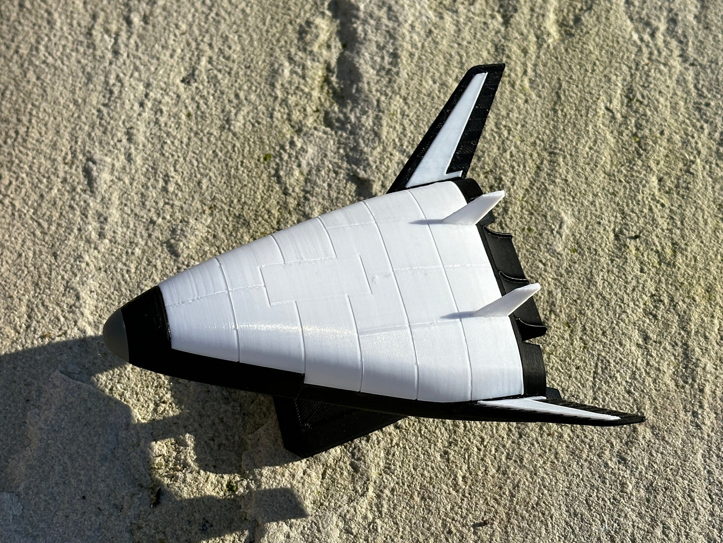 X-33 Venture Star model space plane with stand!